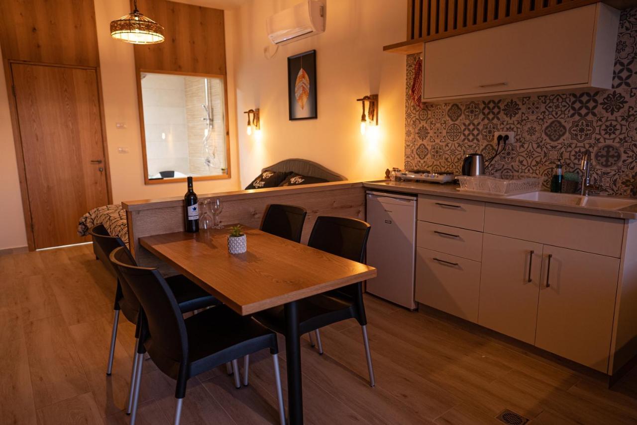 Sunset B&B Ein Kinya Екстериор снимка