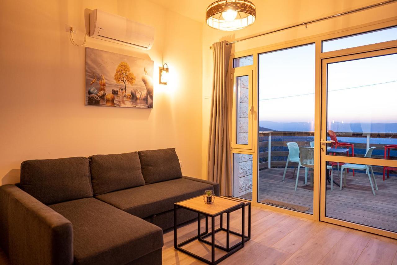 Sunset B&B Ein Kinya Екстериор снимка