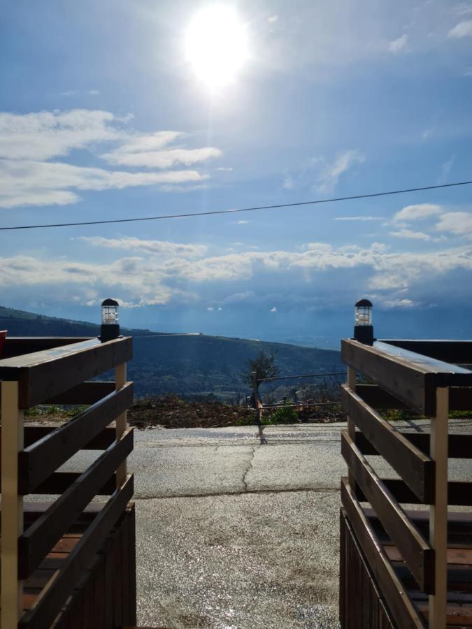 Sunset B&B Ein Kinya Екстериор снимка